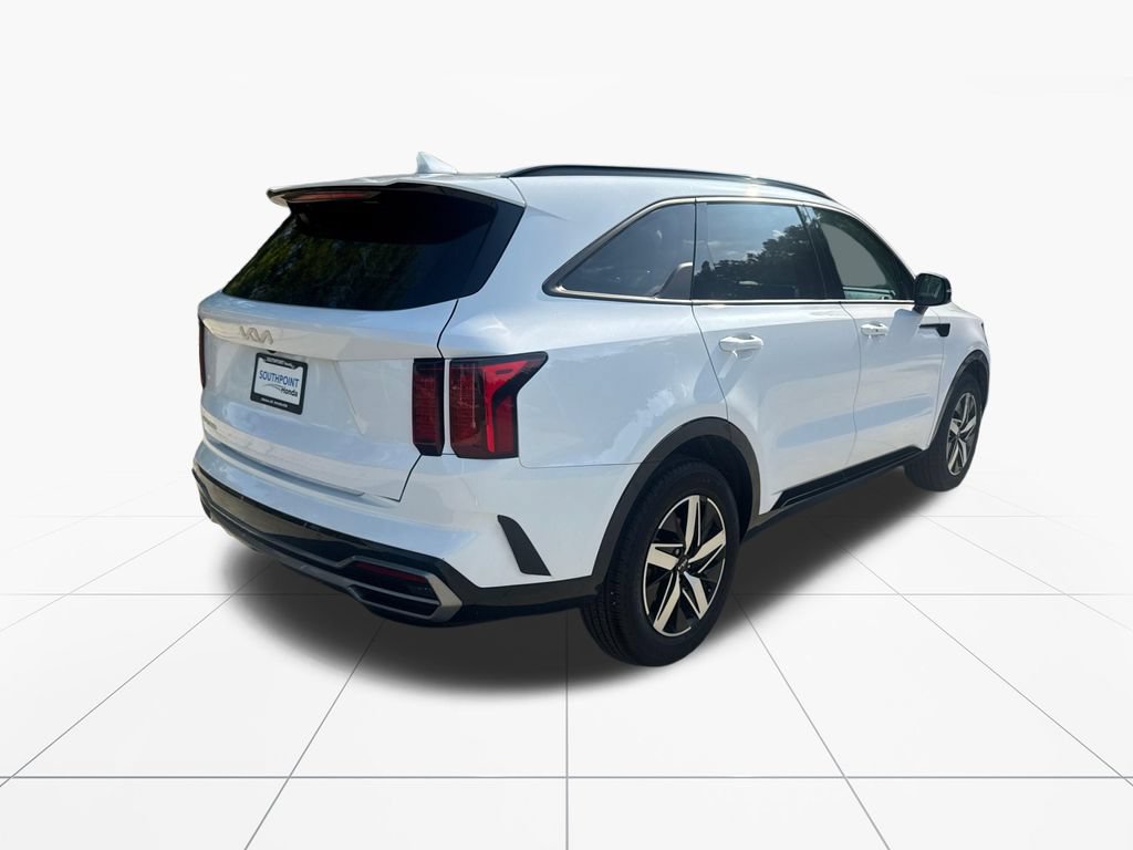 Used 2023 Kia Sorento EX w/ Panoramic Sunroof Package FWD image 8