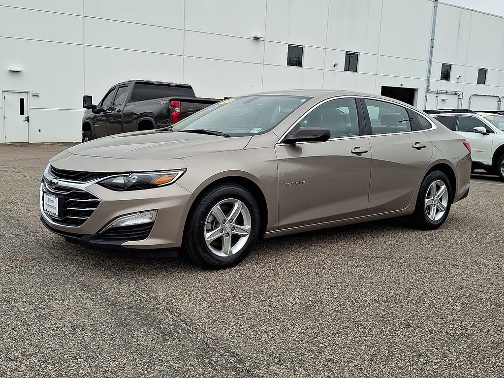 Used 2022 Chevrolet Malibu LS image 7