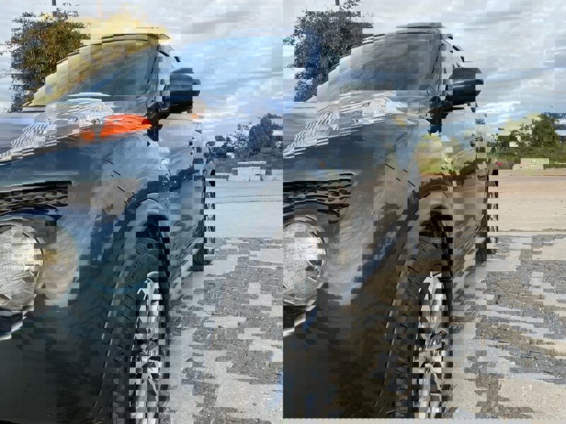 Used 2011 Nissan Juke SL image 8