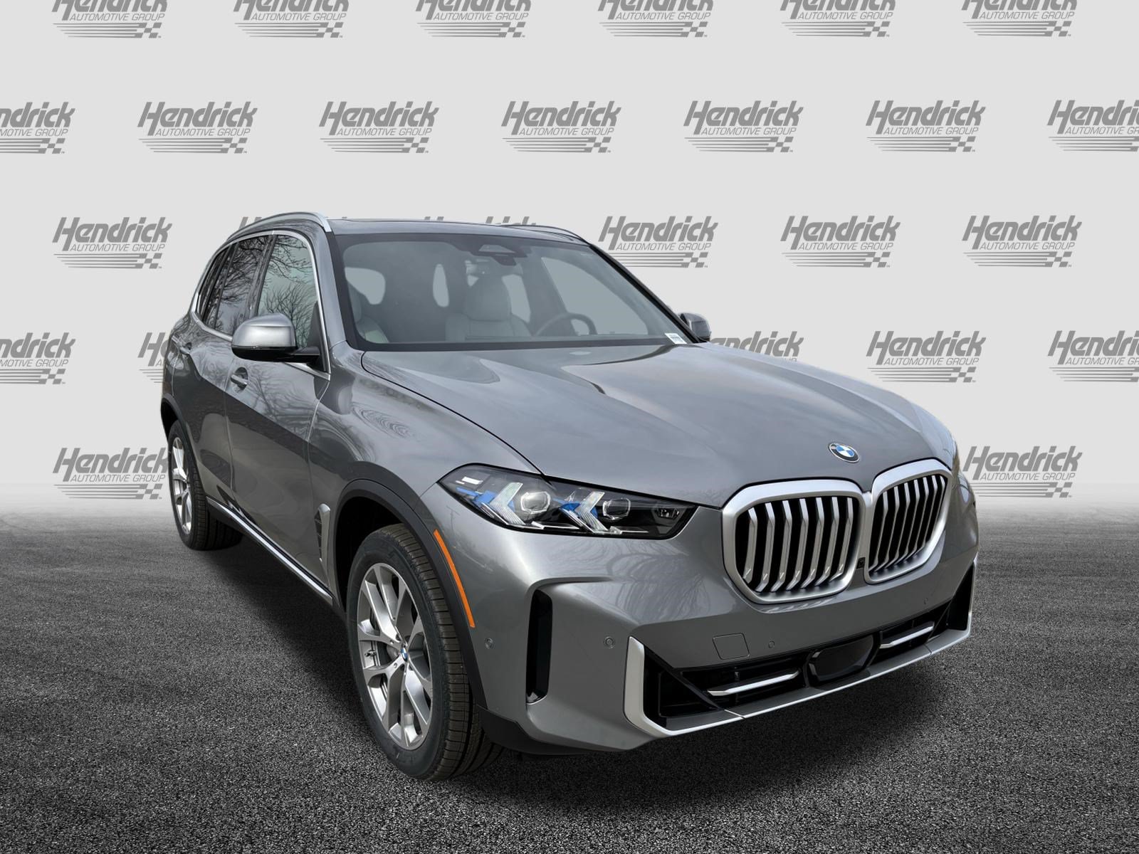 Certified 2026 BMW X5 sDrive40i RWD image 2