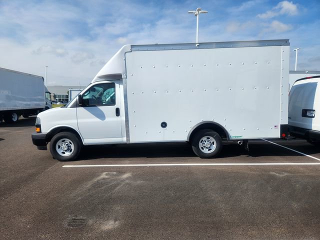 New 2024 Chevrolet Express 3500 w/ Power Convenience Package image 4
