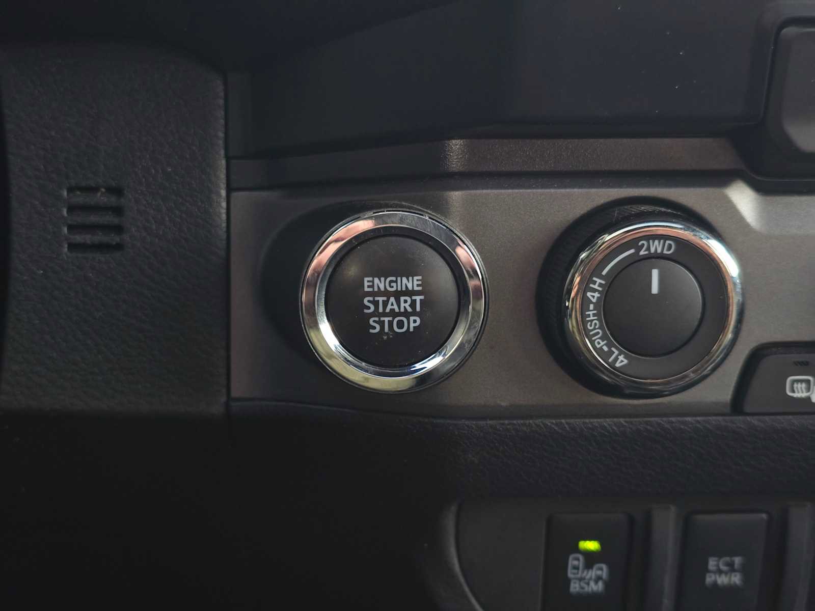 Certified 2023 Toyota Tacoma TRD Off-Road w/ TRD Premium Off Road Package image 35