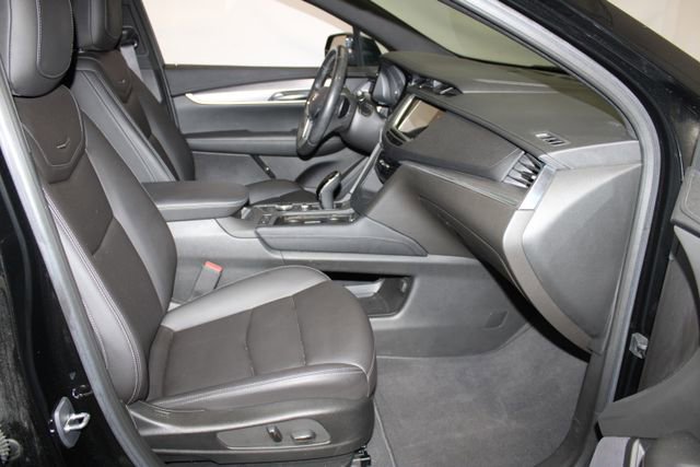 Certified 2023 Cadillac XT5 Luxury AWD/4WD image 14