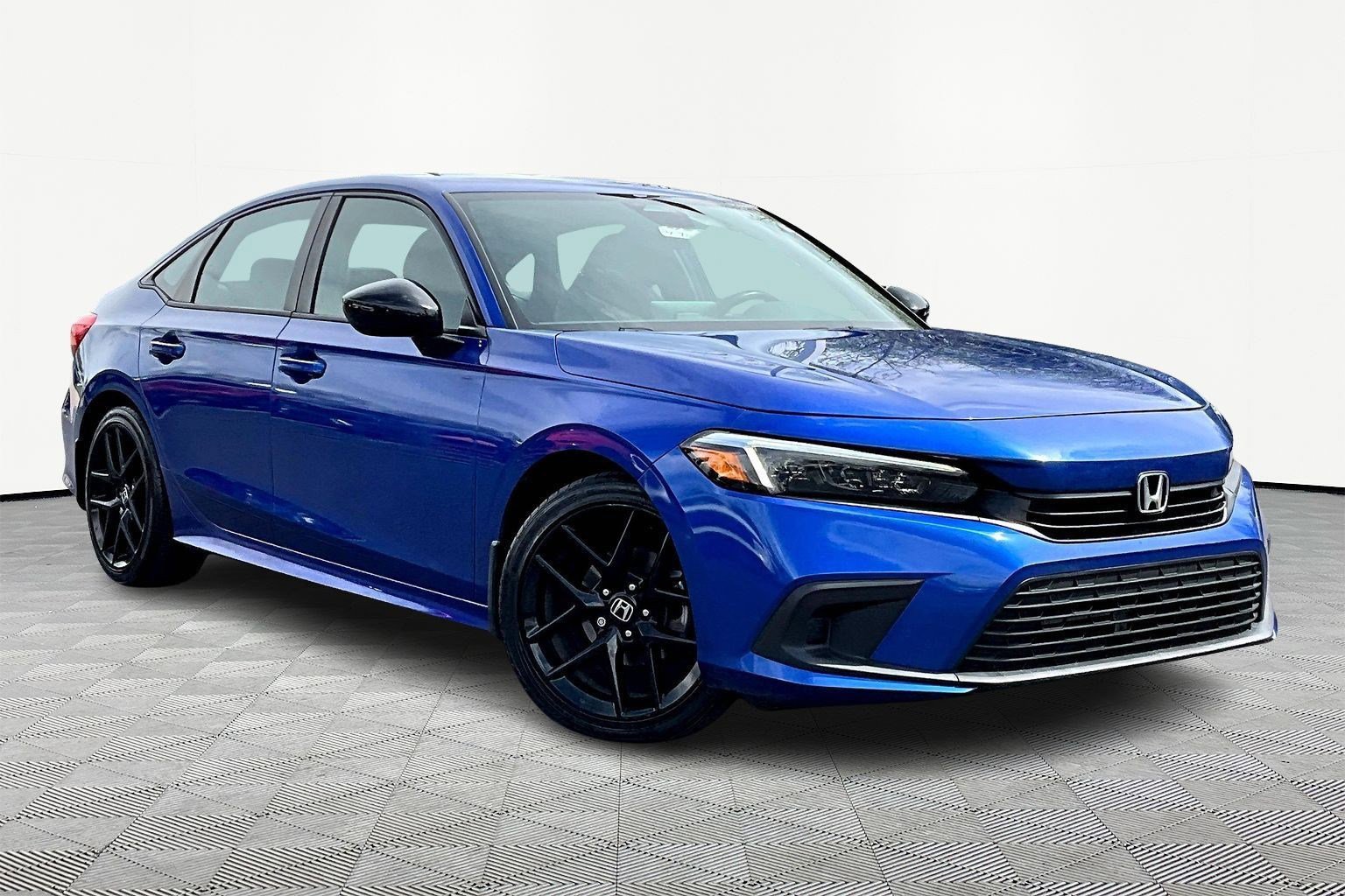 Used 2022 Honda Civic Sport image 3