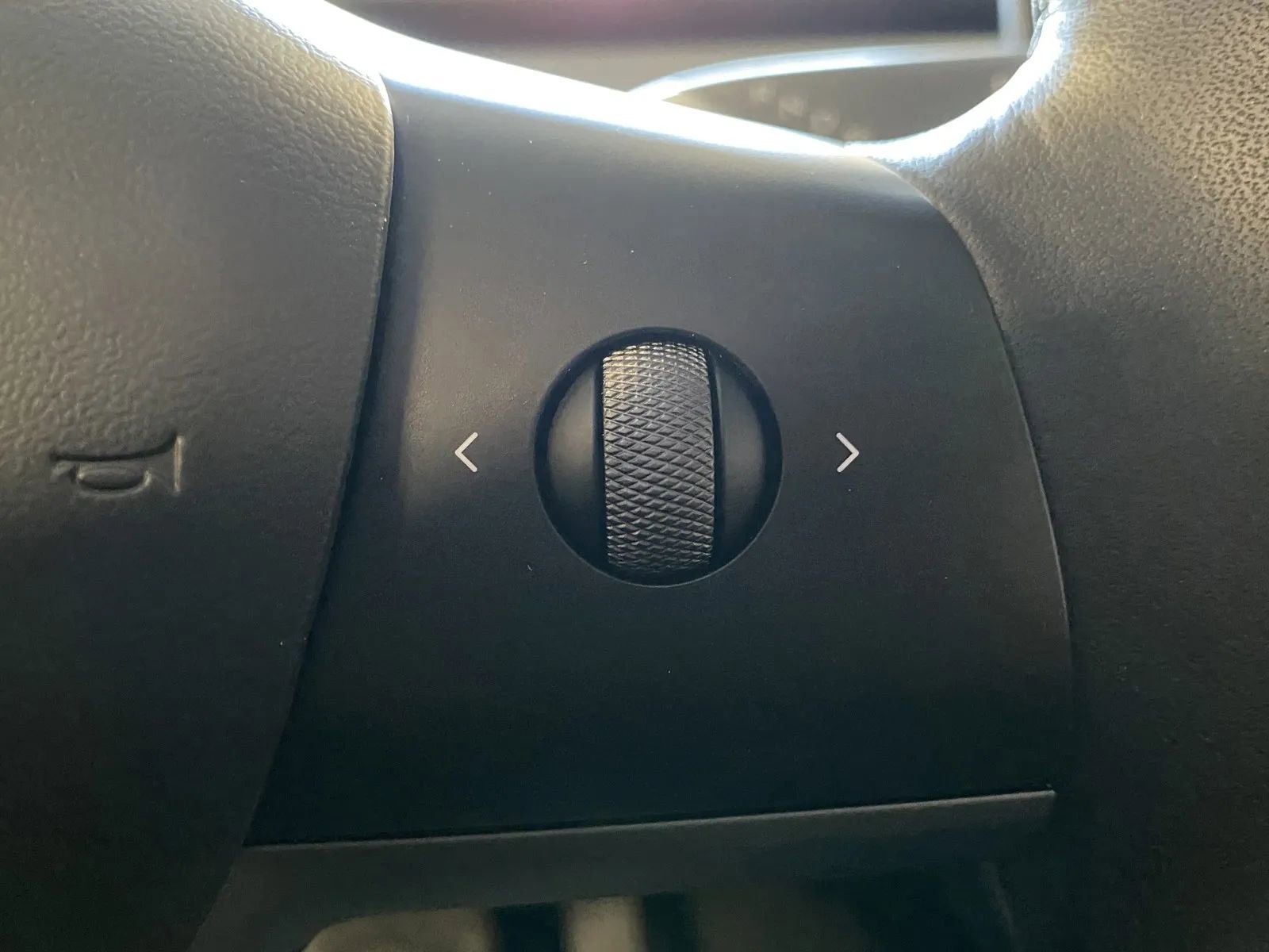 Used 2023 Tesla Model Y Long Range image 16
