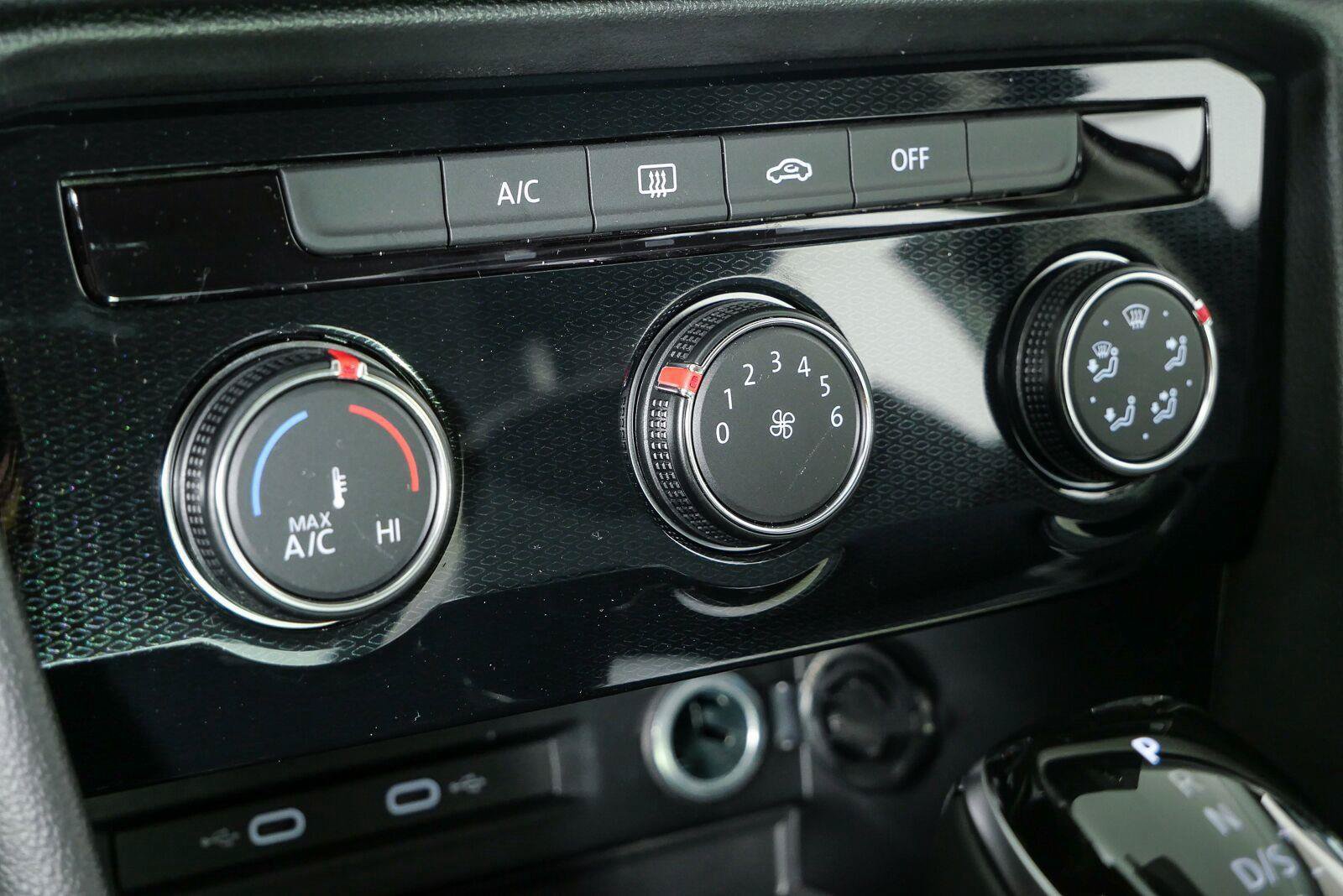 New 2027 Volkswagen Taos S FWD image 29