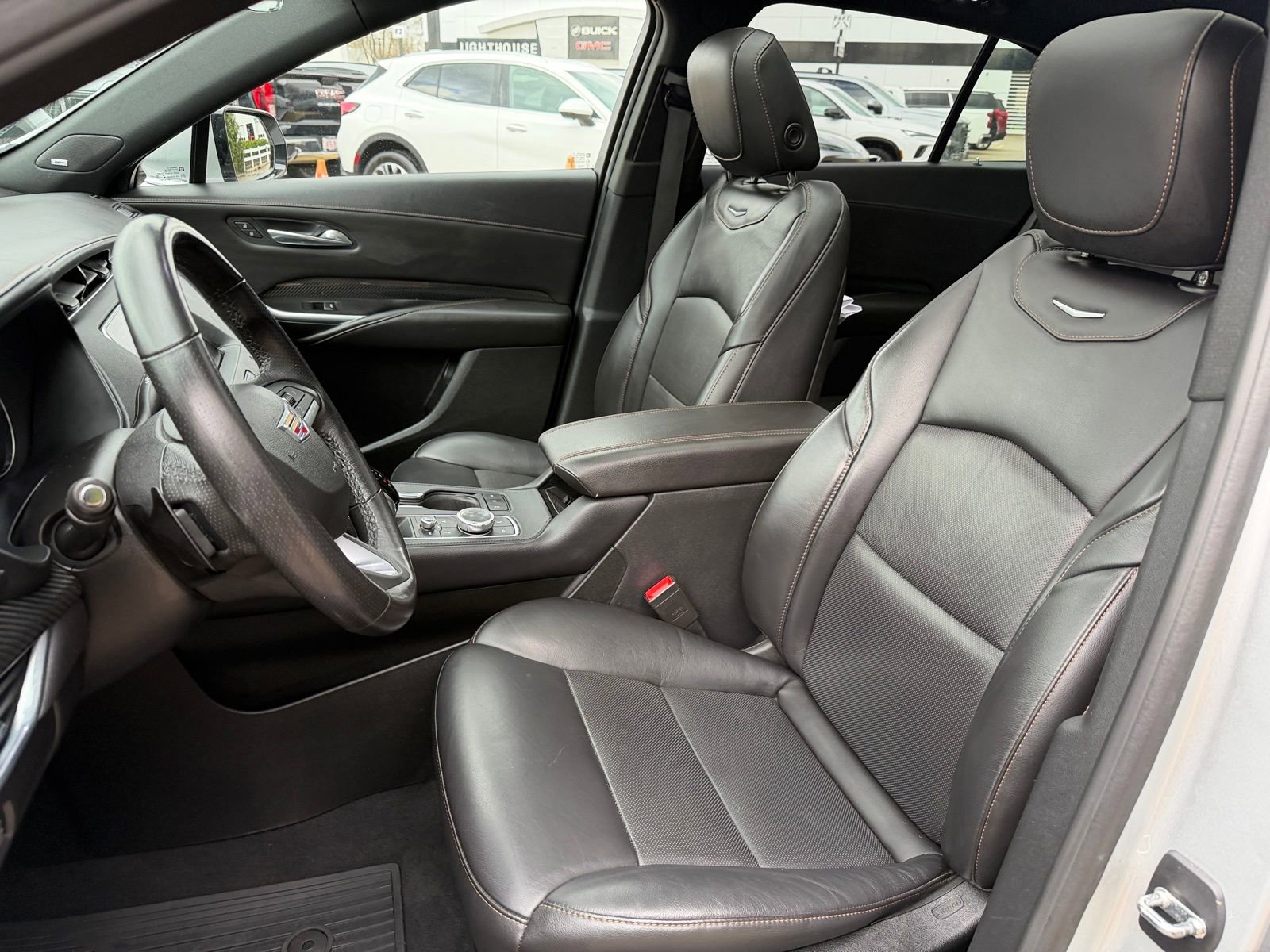 Used 2021 Cadillac XT4 Sport image 11