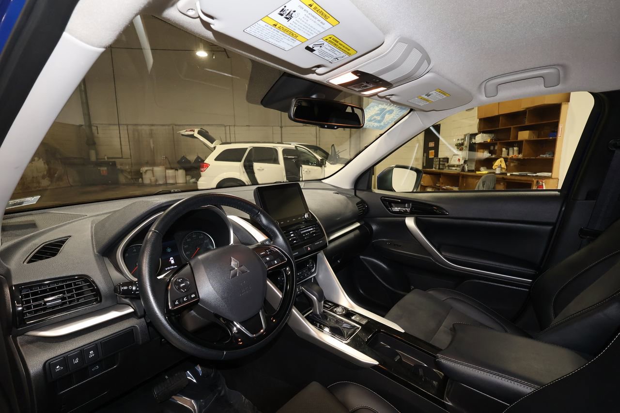 Used 2025 Mitsubishi Eclipse Cross Black Edition image 9