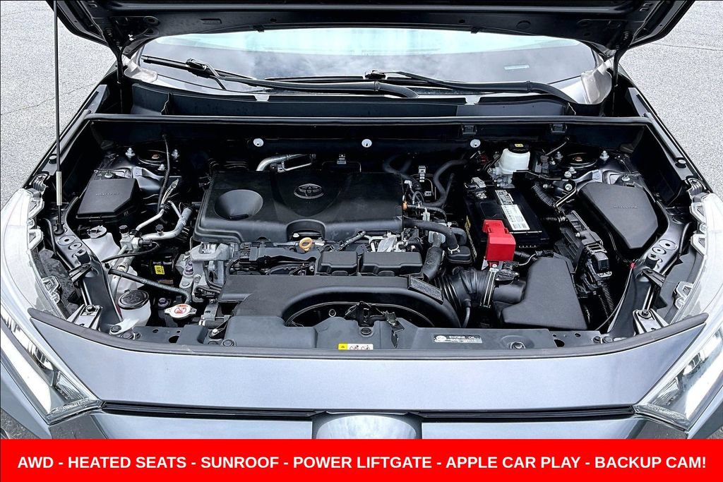 Used 2020 Toyota RAV4 XLE Premium AWD/4WD image 29