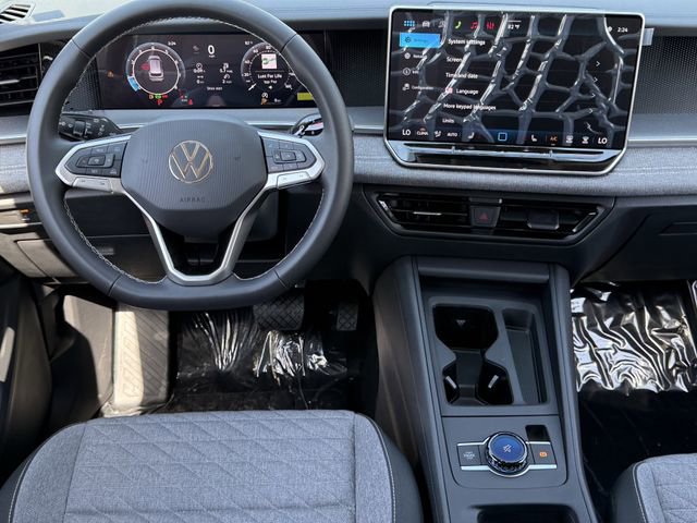 New 2026 Volkswagen Tiguan S FWD image 8