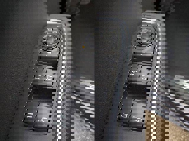 New 2025 GMC Sierra 1500 Elevation image 22