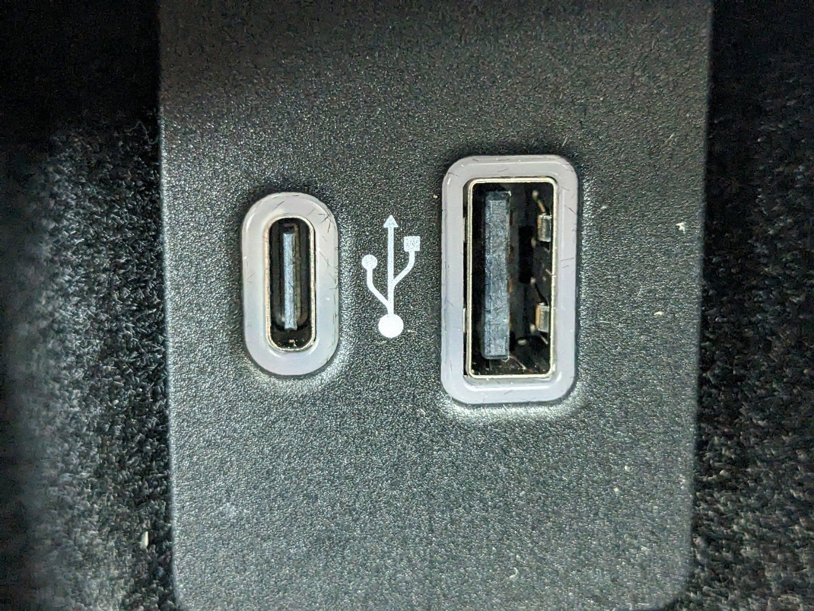 Certified 2023 Lincoln Nautilus Reserve w/ Equipment Group 202A image 25