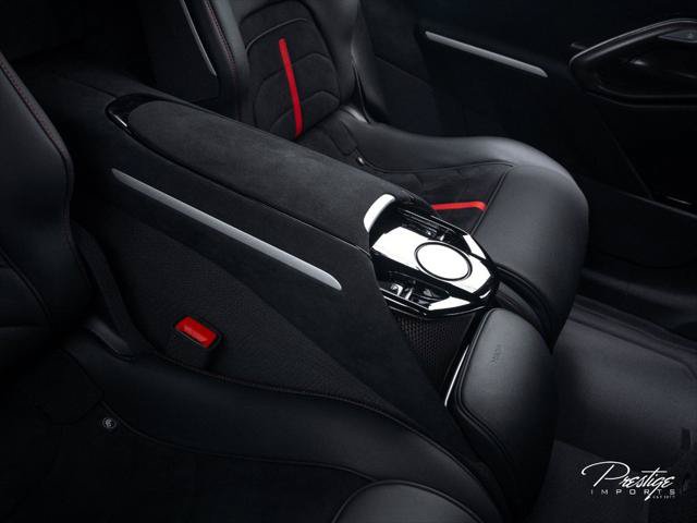 Used 2025 Ferrari Purosangue AWD/4WD image 28