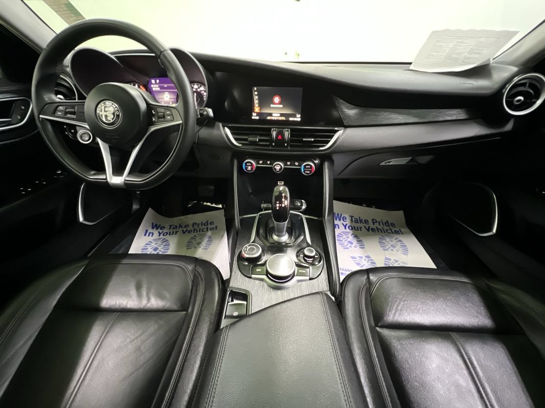 Used 2019 Alfa Romeo Giulia RWD image 17
