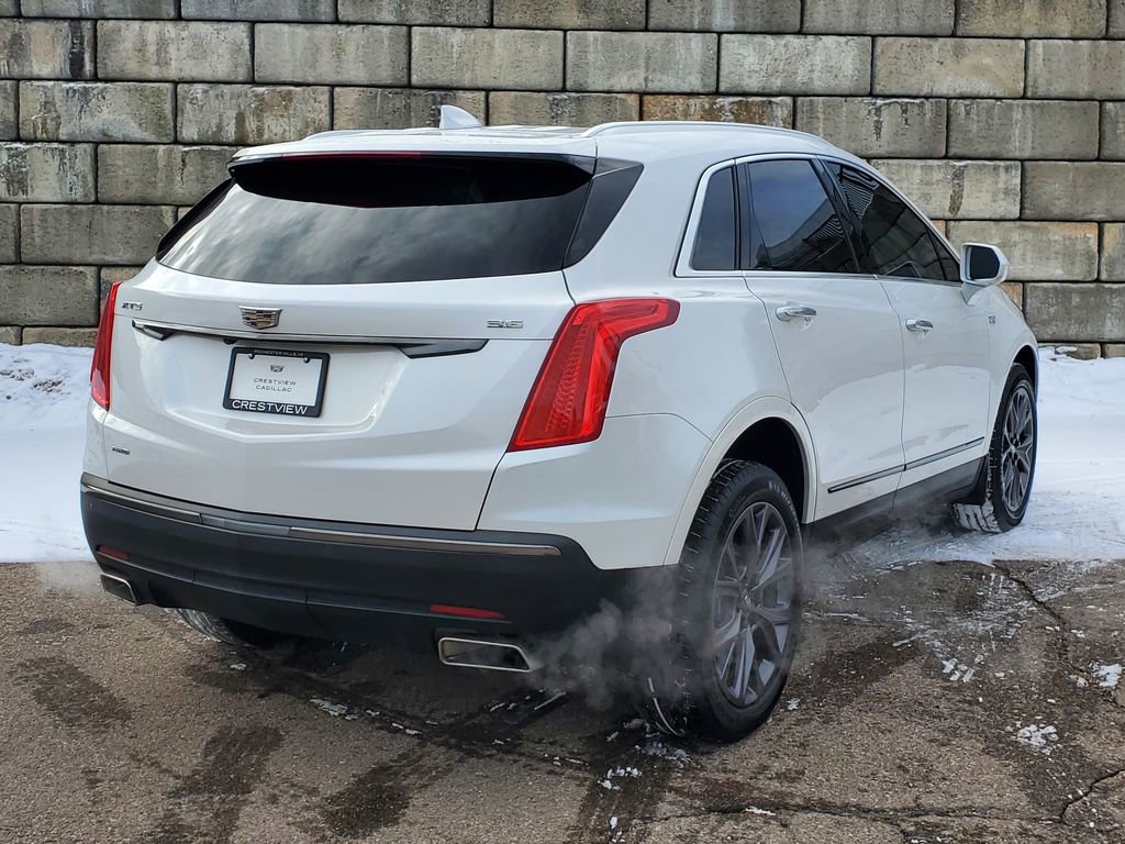 Used 2019 Cadillac XT5 Luxury w/ LPO, Black Ice Package image 4