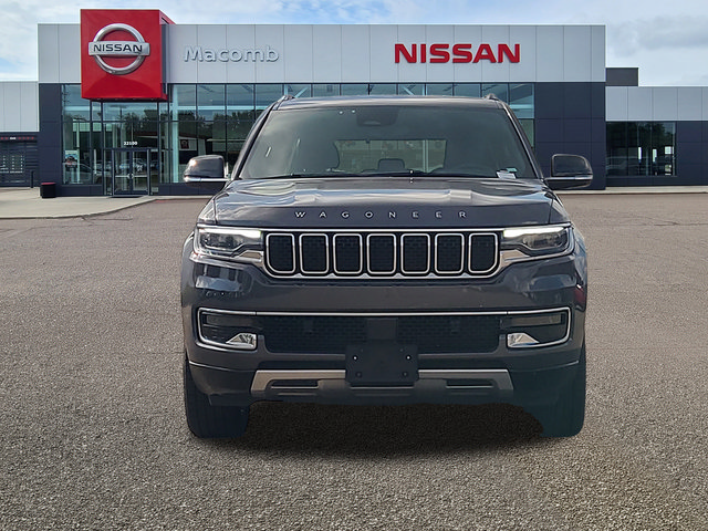 Used 2024 Jeep Wagoneer Series II w/ Flexible Seating Group AWD/4WD image 2