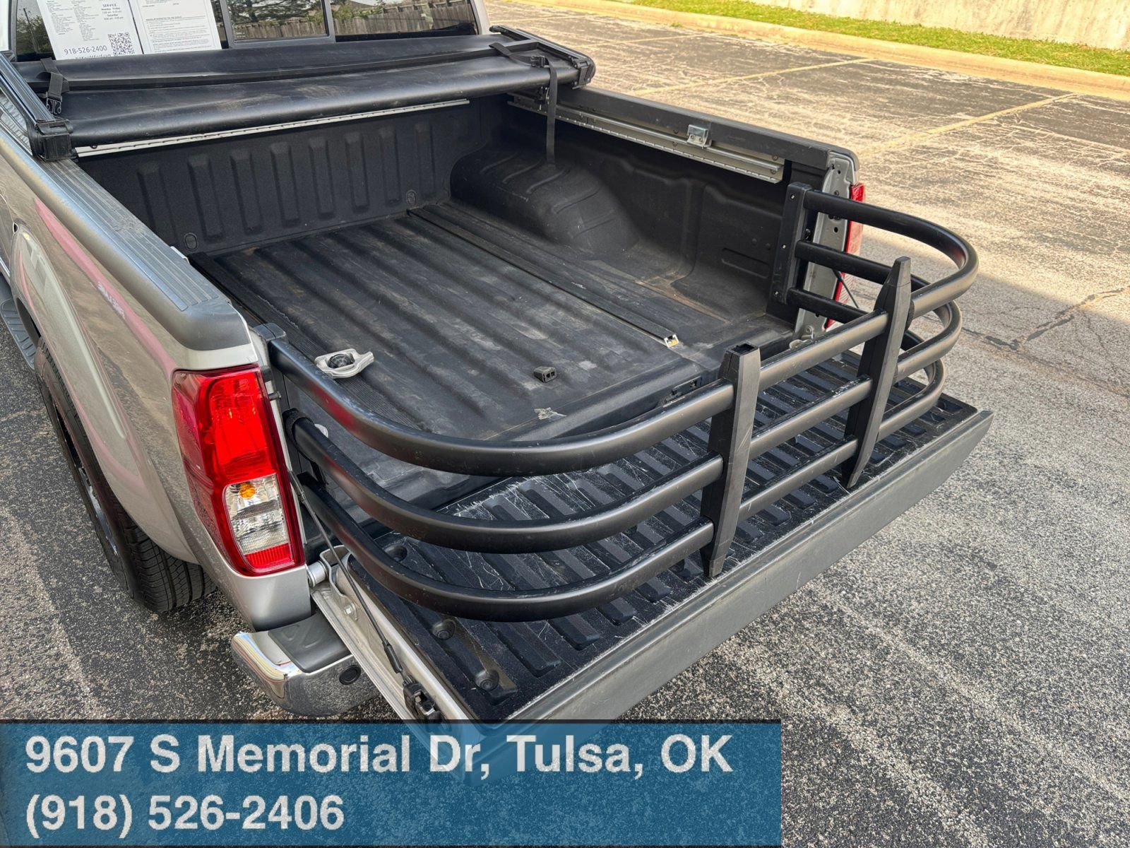 Used 2019 Nissan Frontier SL image 17