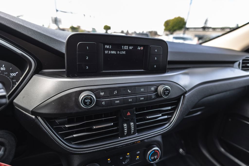 Used 2020 Ford Escape S image 15