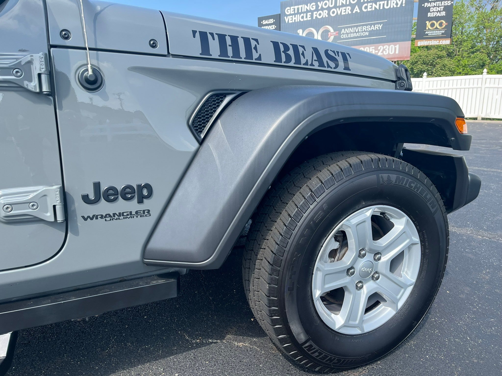Used 2022 Jeep Wrangler Unlimited Sport AWD/4WD image 14
