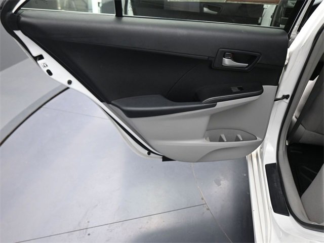 Used 2012 Toyota Camry LE image 15
