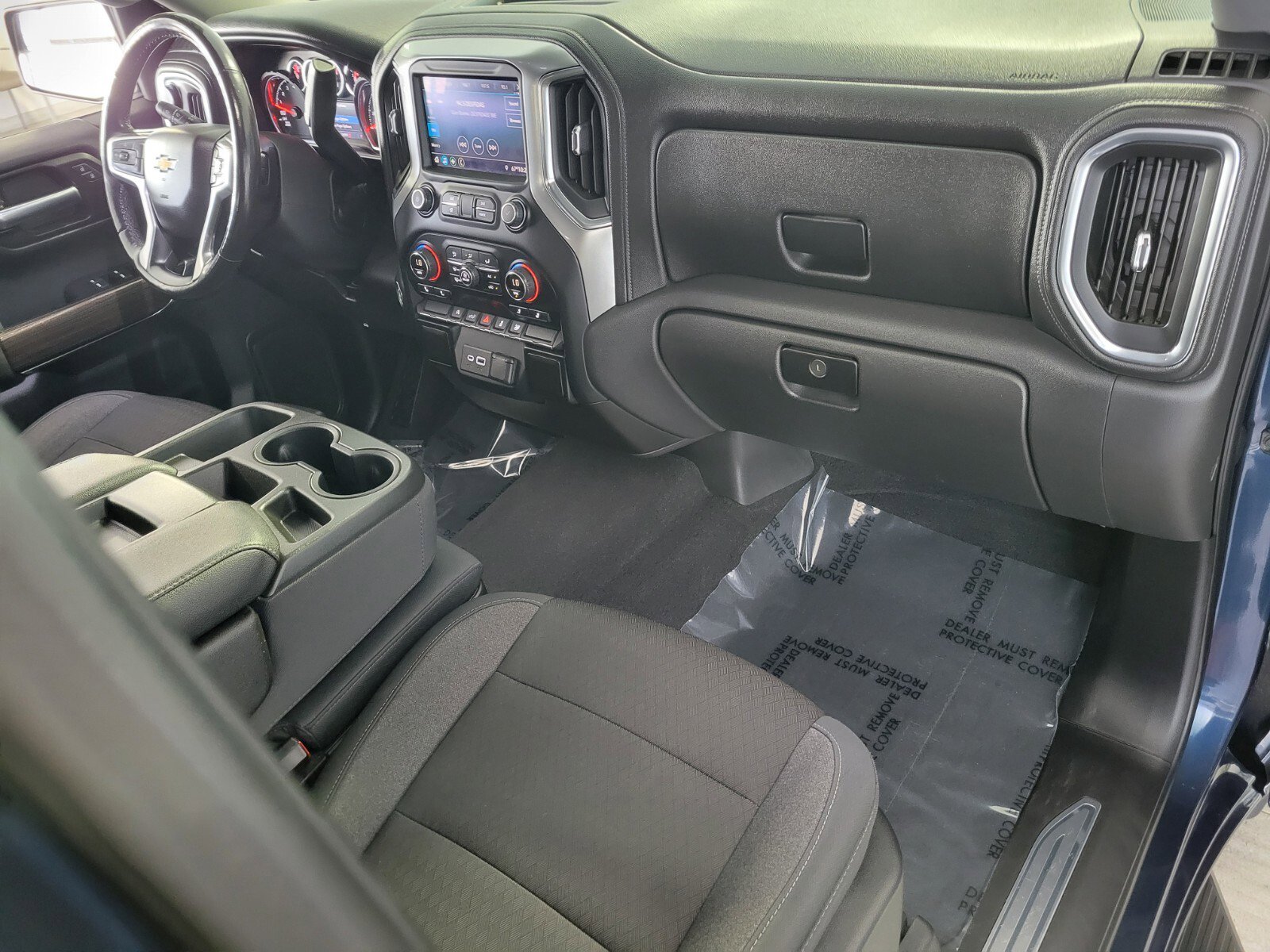 Used 2020 Chevrolet Silverado 1500 LT w/ All-Star Edition image 16