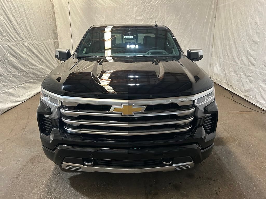 New 2026 Chevrolet Silverado 1500 High Country w/ High Country Premium Package AWD/4WD image 6