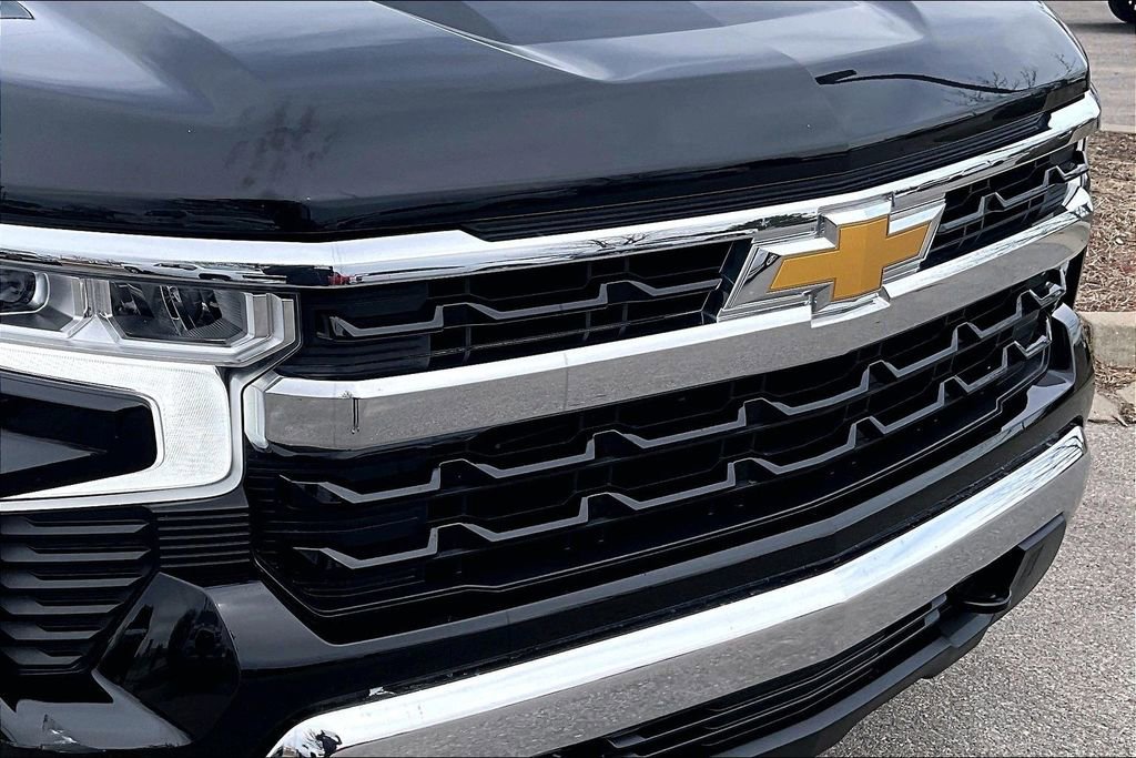 Used 2023 Chevrolet Silverado 1500 LT w/ Protection Package image 28