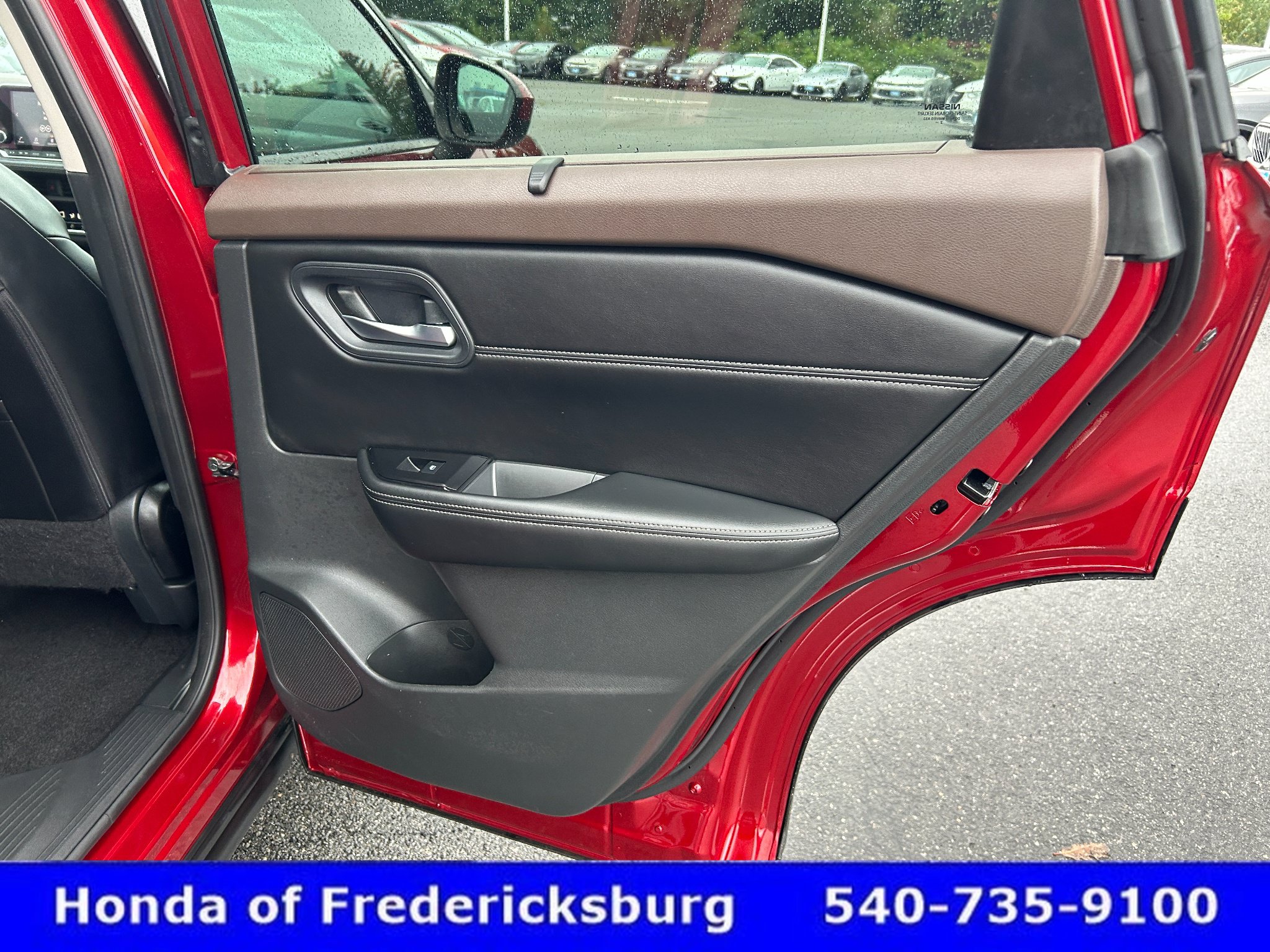 Used 2023 Nissan Rogue SV w/ SV Premium B Package AWD/4WD image 14