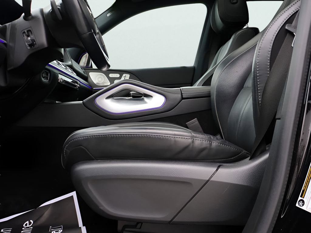 Used 2021 Mercedes-Benz GLS 580 4MATIC image 40