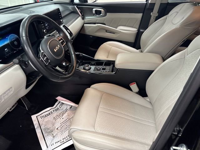 Used 2023 Kia Sorento SX Prestige image 16