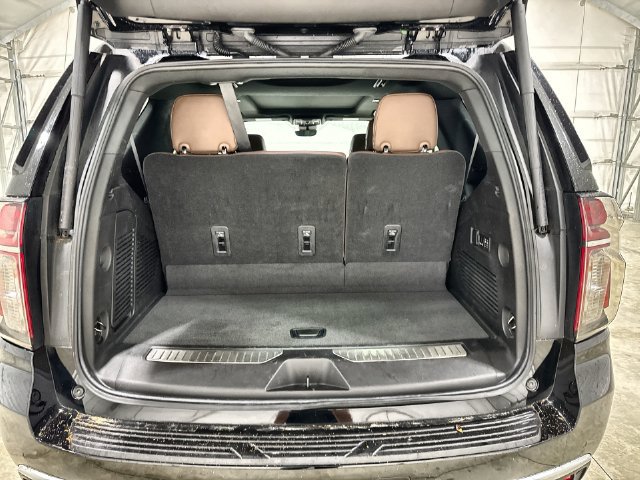 Used 2023 Chevrolet Tahoe High Country AWD/4WD image 27