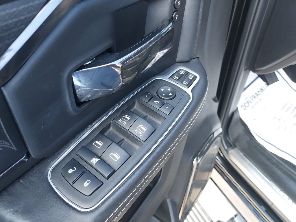 Used 2024 RAM 3500 Limited AWD/4WD image 11