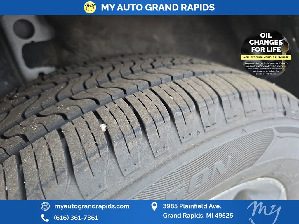 Used 2023 Ford Escape ST-Line w/ Tech Pack #1 AWD/4WD image 33