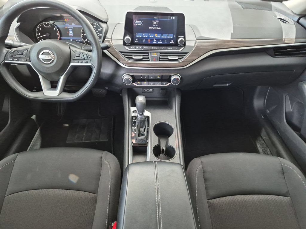 Certified 2025 Nissan Altima 2.5 SV FWD image 32