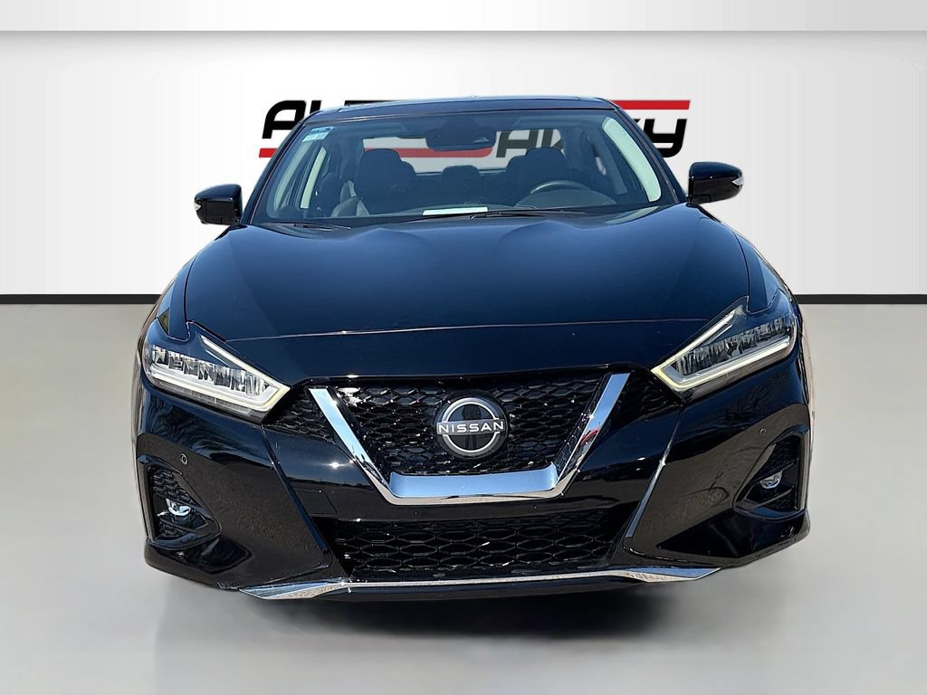 Used 2023 Nissan Maxima Platinum w/ Sport Mat Group FWD image 2