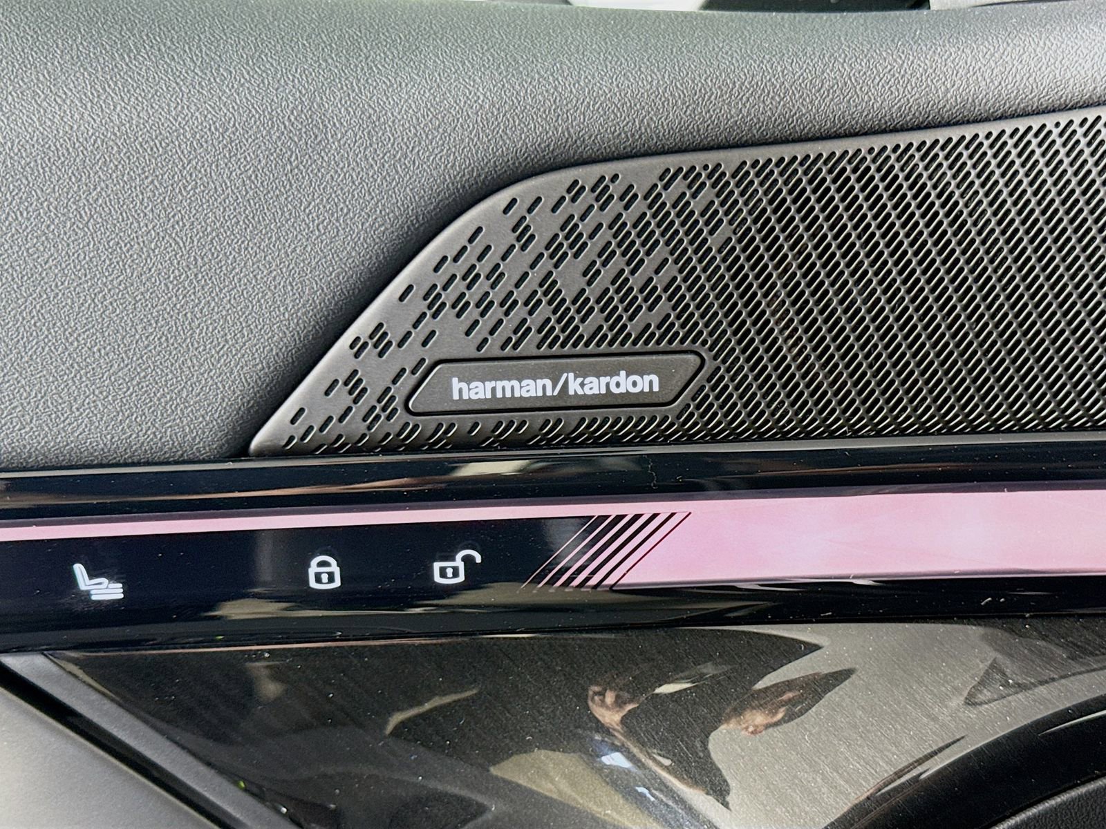 New 2026 BMW i5 eDrive40 w/ Executive Package image 19