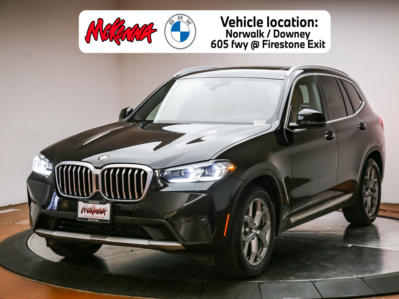 Certified 2024 BMW X3 xDrive30i w/ Premium Package AWD/4WD image 1