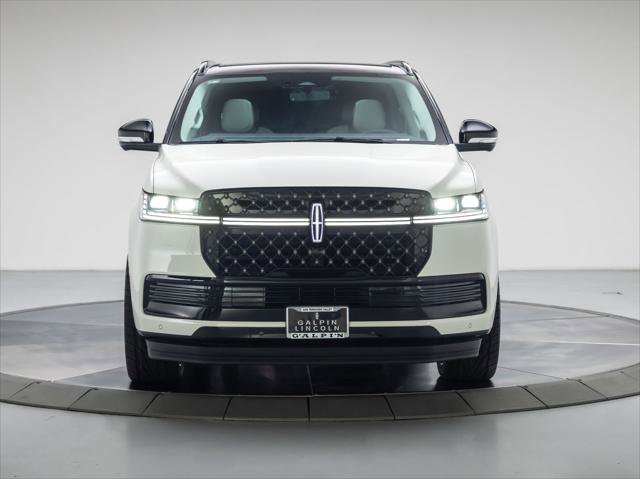 New 2025 Lincoln Navigator L Black Label w/ Black Label Special Edition AWD/4WD image 8