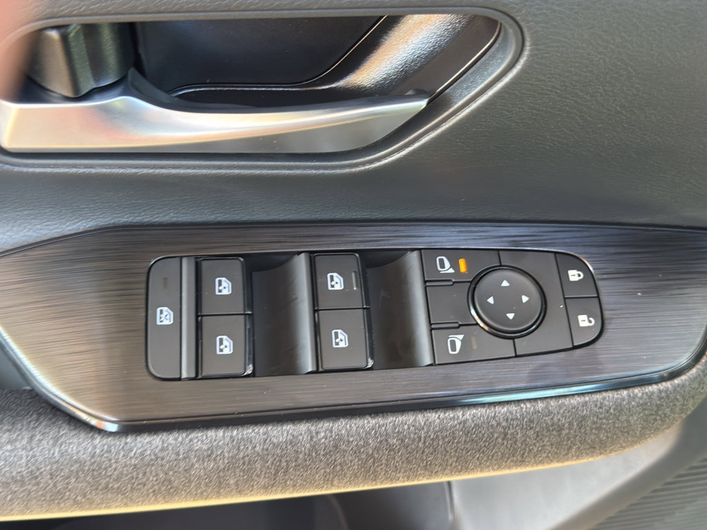 New 2026 Nissan Kicks SV image 17