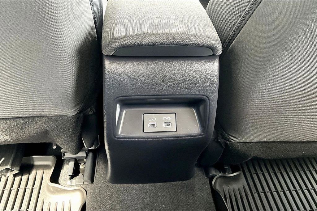 Used 2026 Toyota Corolla LE image 10