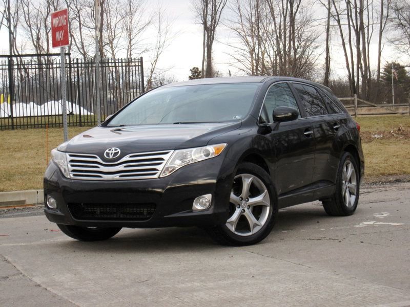 Used 2012 Toyota Venza XLE AWD/4WD image 3