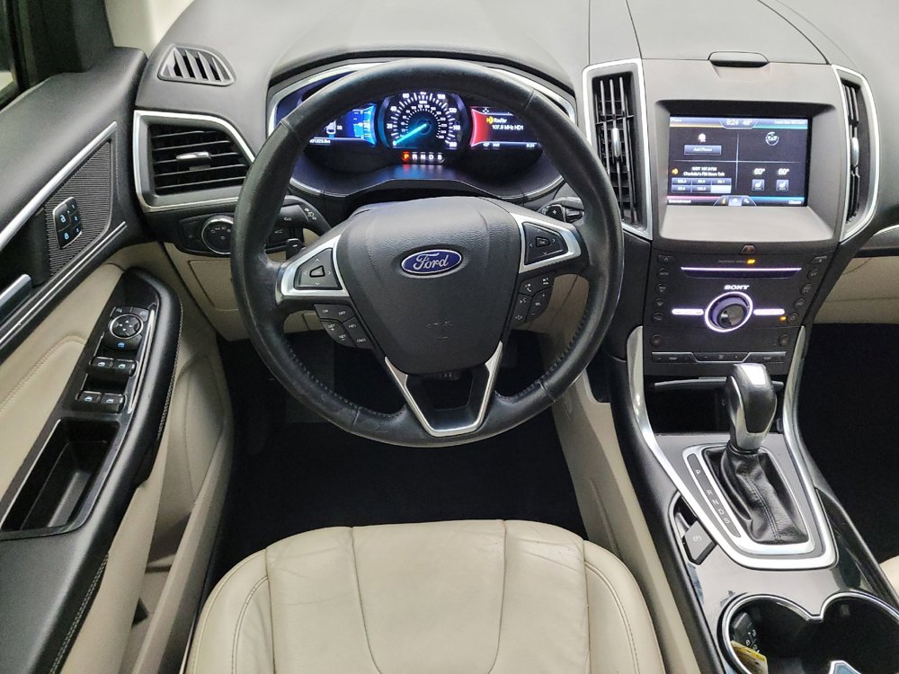 Used 2015 Ford Edge Titanium w/ Technology Package FWD image 22