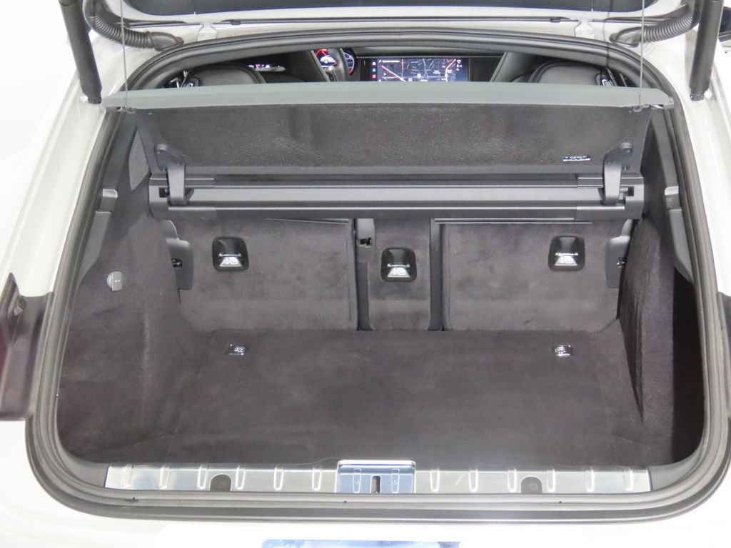 Certified 2023 Porsche Panamera RWD image 45