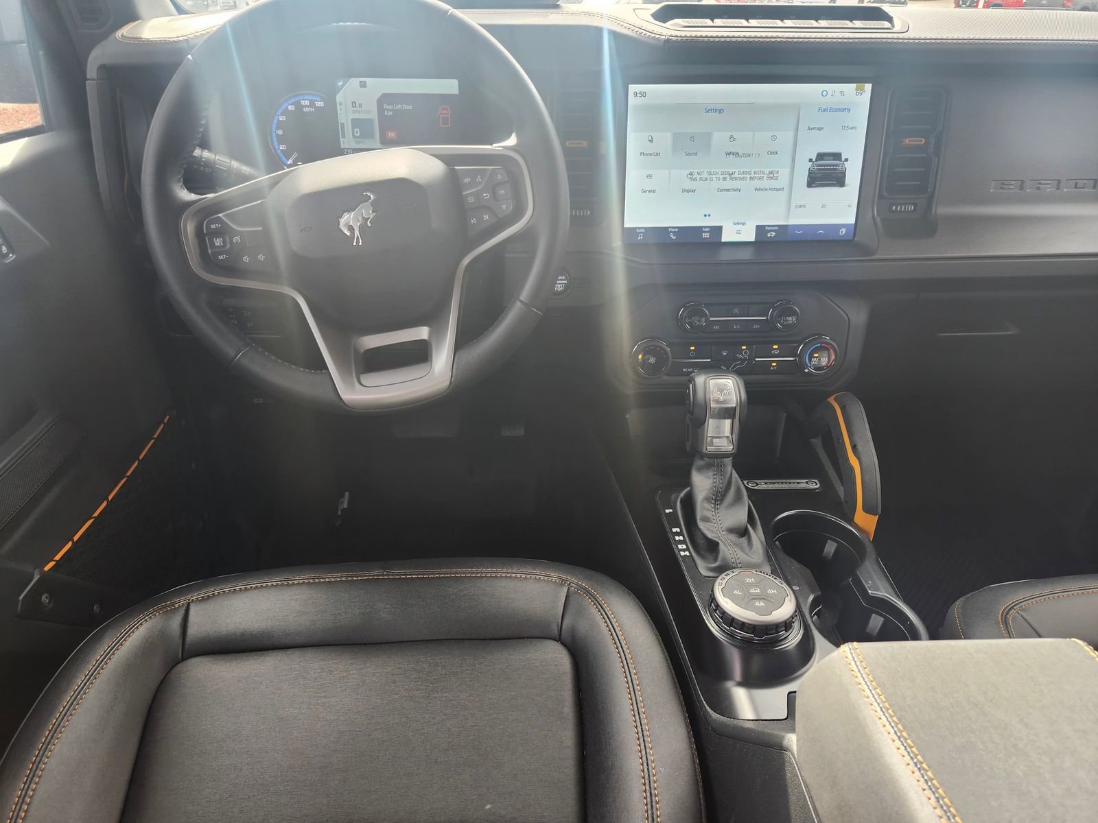 Used 2024 Ford Bronco Badlands image 9