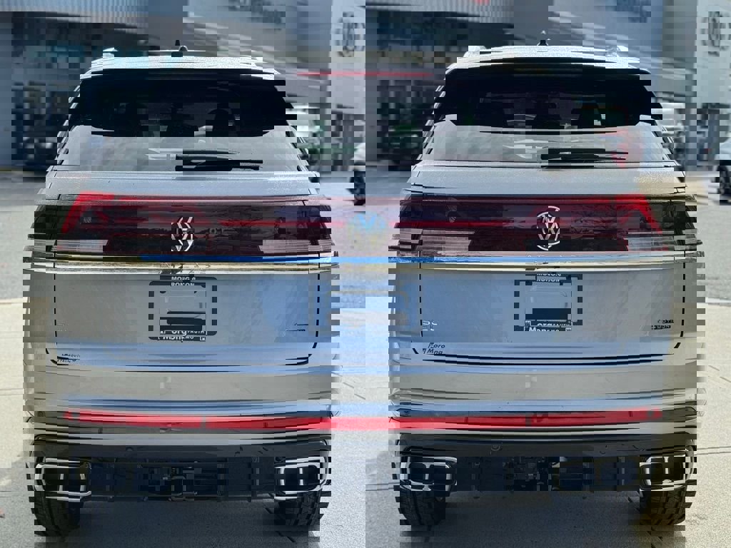 New 2026 Volkswagen Atlas Cross Sport SEL Premium R-Line image 11