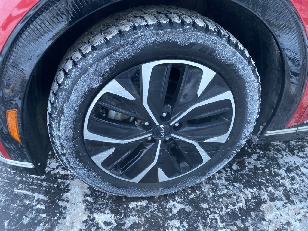 Used 2022 Kia EV6 Wind image 8