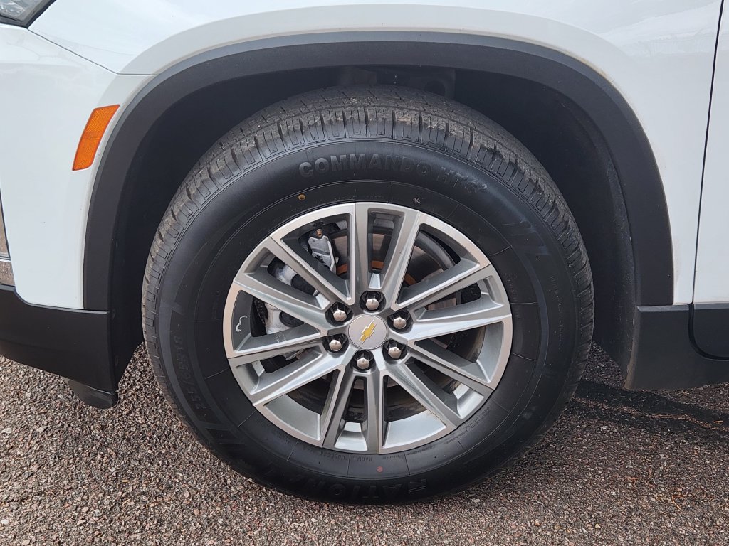 Used 2023 Chevrolet Traverse LT AWD/4WD image 30