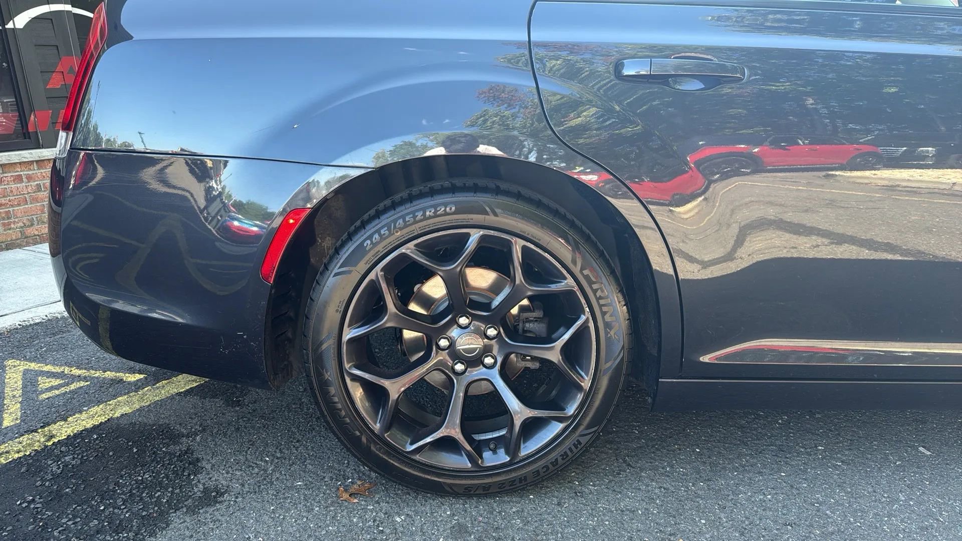 Used 2019 Chrysler 300 Touring w/ Sport Appearance Package image 35