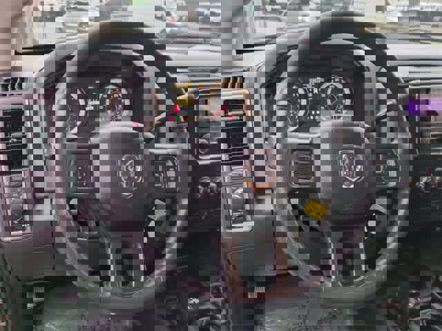 Used 2018 RAM 2500 Tradesman w/ Chrome Appearance Group image 22