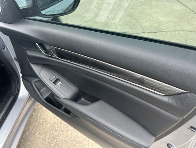 Used 2019 Honda Accord Sport image 7